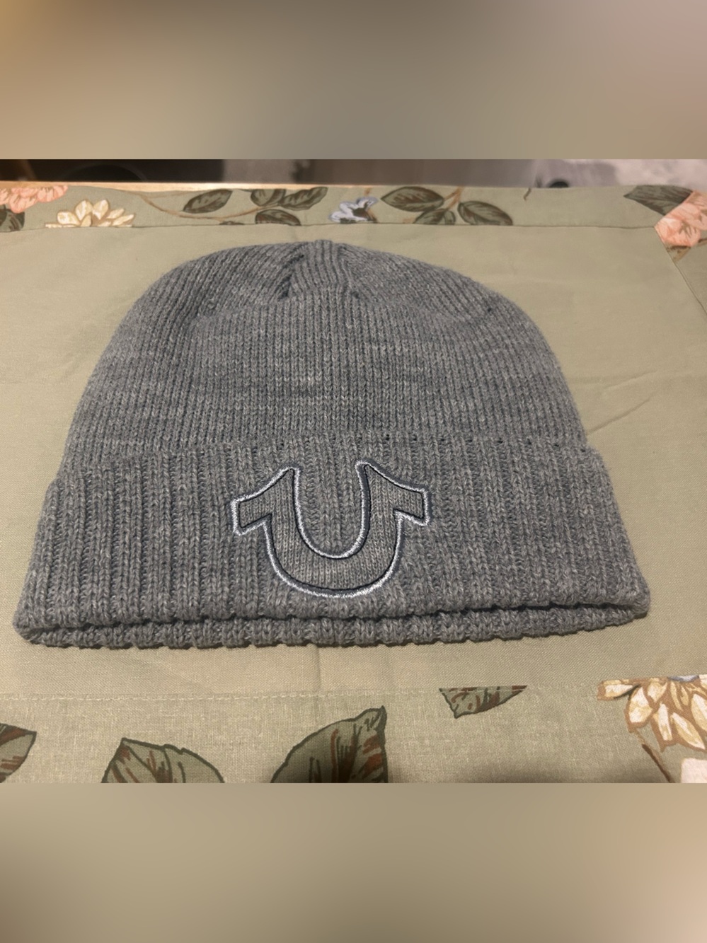 NWOT True Religion Knit Beanie with Embroidered Horseshoe Logo
